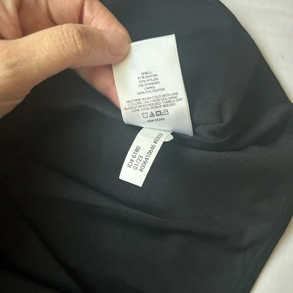 NWT EXPRESS Peplum Tank Top Sleeveless Blouse Black Pleated L Career Office - Picture 4 of 6